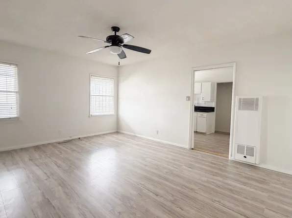 240 3/4 N Hoover St, Los Angeles, CA 90004