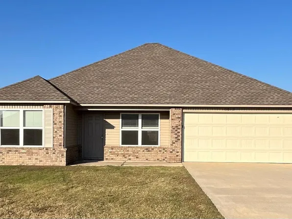 3813 Churchill Dr, Jonesboro, AR 72404