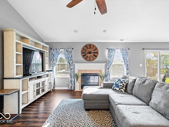 4th image of 12294 Blue Lake Ct