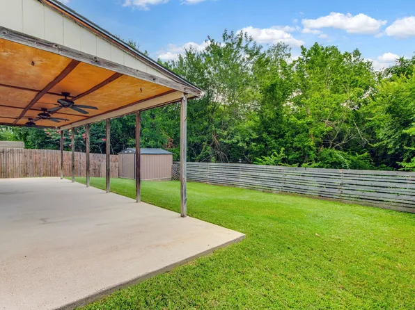 1300 Rambling Brook Trl, Denton, TX 76210