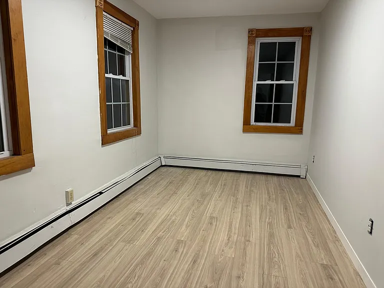 52 Gifford Ave #2 — Photo 11