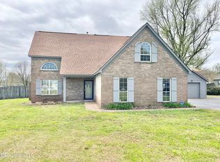 4085 Rollin Oaks Dr, Horn Lake, MS 38637