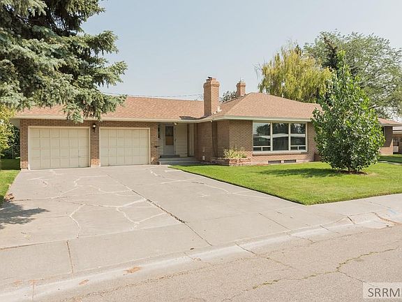 5th image of 175 Marjacq Ave