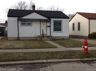 79 E Rowland Ave, Madison Heights, MI 48071