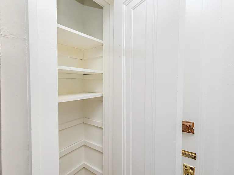 4615 Kingman Blvd #1 — Photo 8
