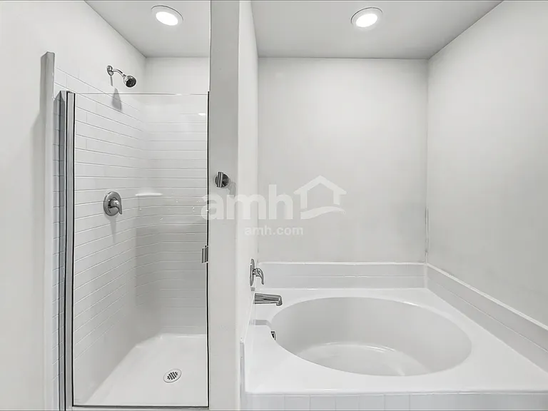 1215 W 17th Ave — Photo 12