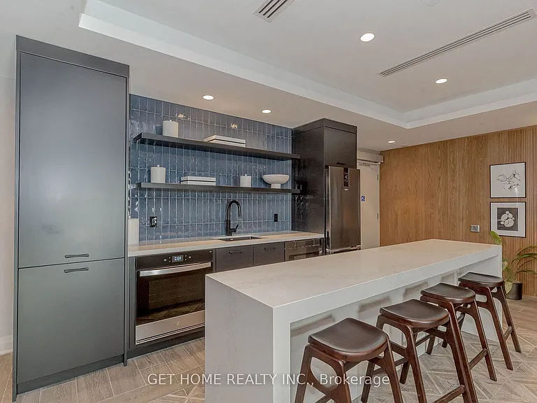 480 Gordon Krantz Ave #609 — Photo 27