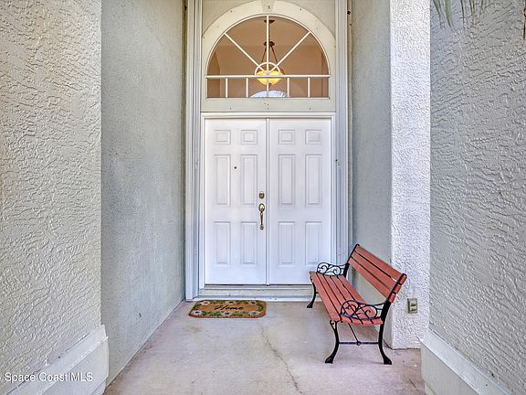 4th image of 3337 Meadowridge Dr