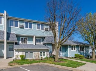 71 Highland Way, Dover, NJ 07801