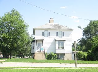 931 Orchard Ave, Chariton, IA 50049
