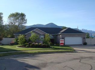 271 W 3350 N, Pleasant View, UT 84414