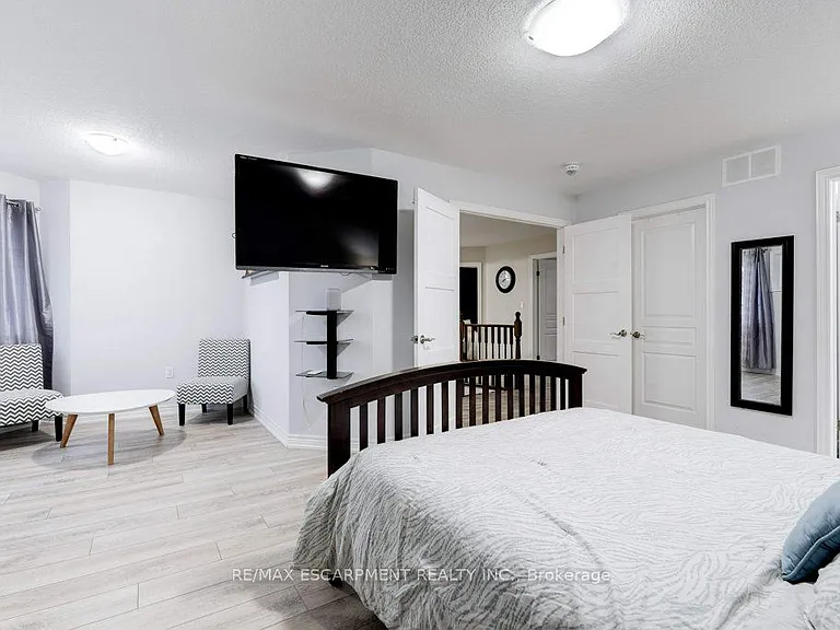 85 Showcase Dr #MAIN — Photo 39