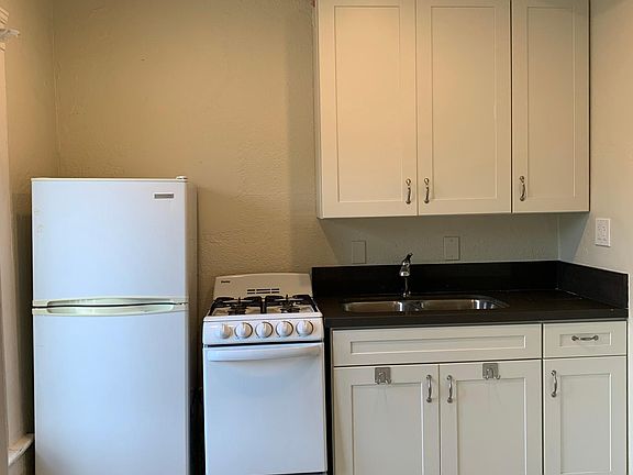 2nd image of 2100 1st Ave #3
