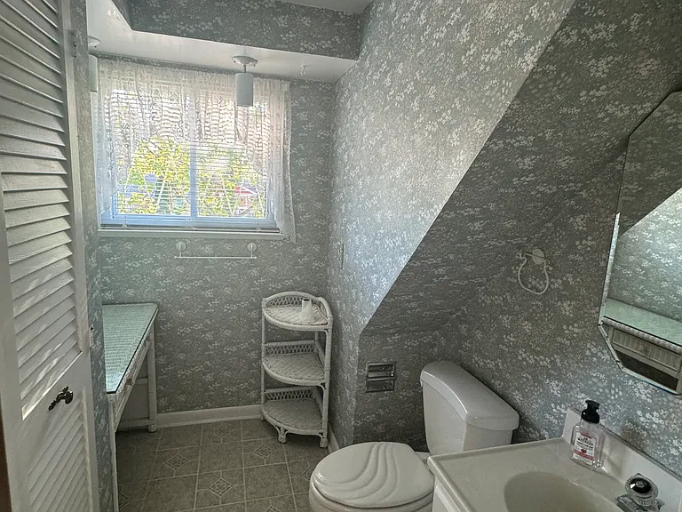 8920 Mason Ave — Photo 19
