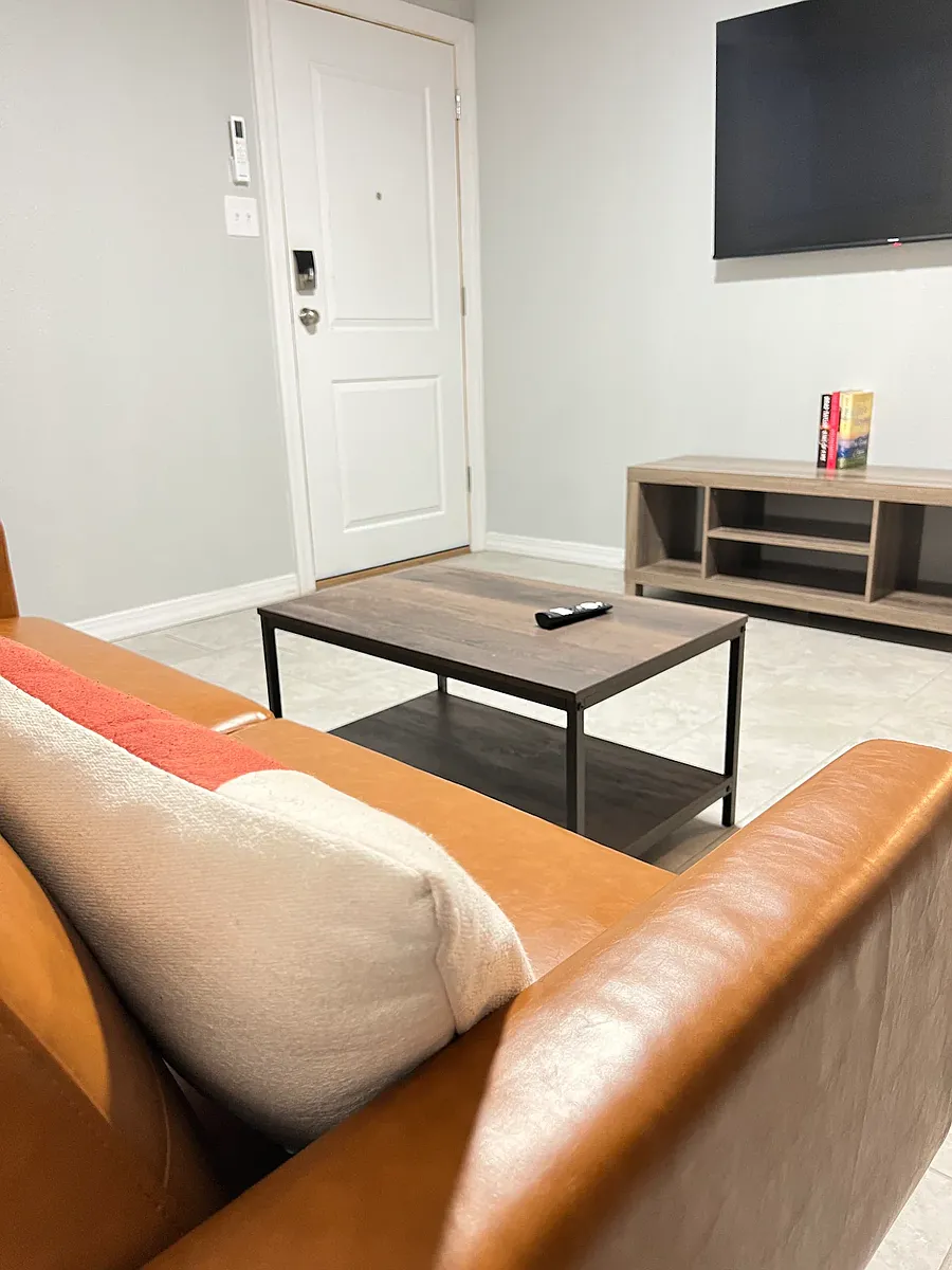 Living Room - Kemp Ave