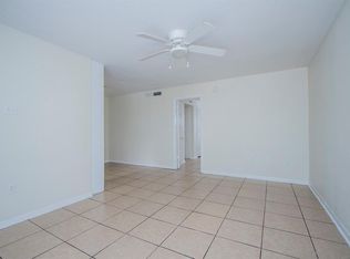 3702 Flora St APT 9, Houston, TX 77006
