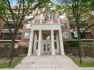 3115 Town Square Dr UNIT 301, Rolling Meadows, IL 60008