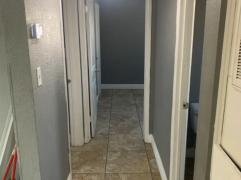 1721 Linden Ave — Photo 28