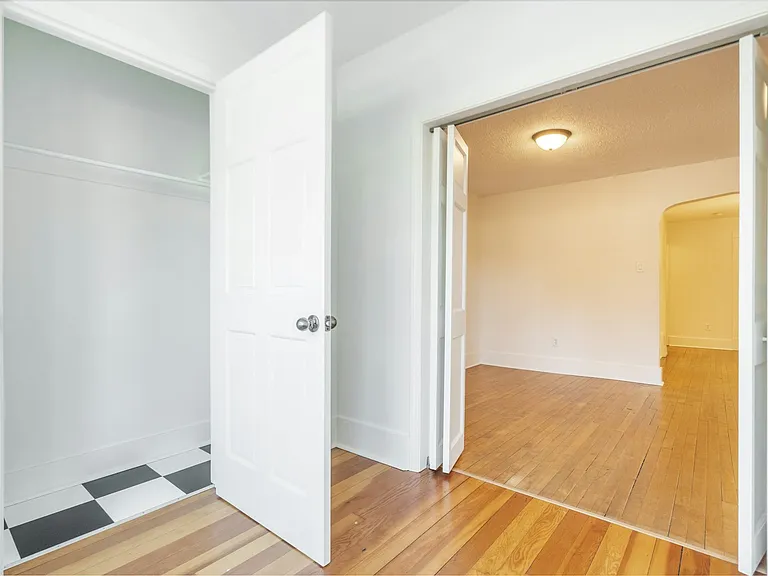 836 E Dayton St #1 — Photo 9