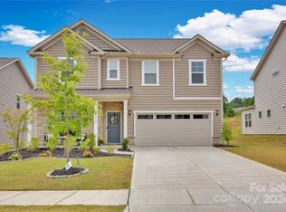 19222 Yellow Birch Dr, Charlotte, NC 28278