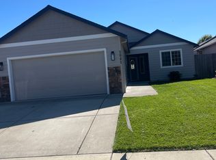 1041 Compton Way, Medford, OR 97501