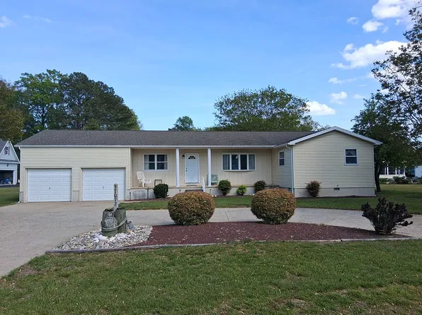 37072 Club House Rd, Ocean View, DE 19970