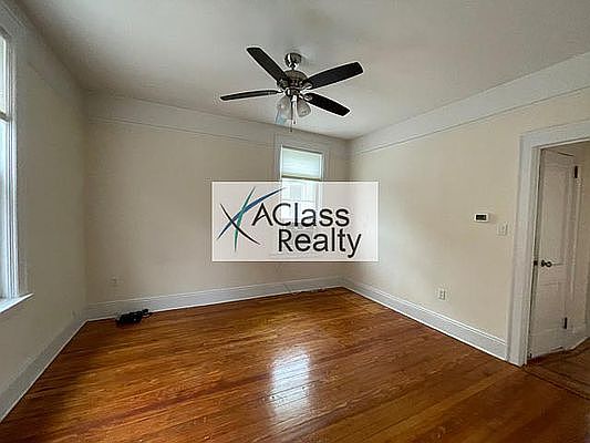 4th image of 24-29 42nd St #2D