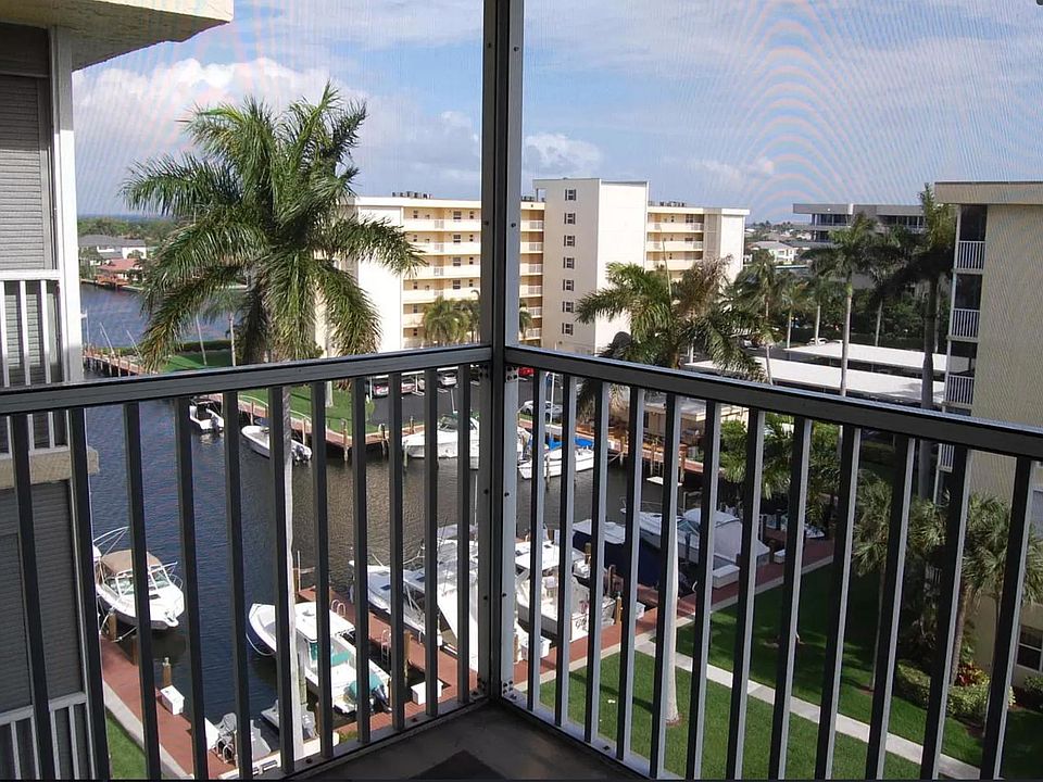 1st image of 1 Harbourside Dr APT 4704