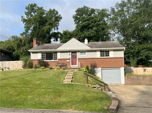 2800 Hastings Dr, New Kensington, PA 15068