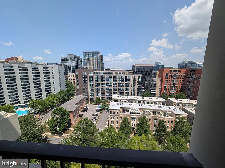 1600 N Oak St #1828 — Photo 15
