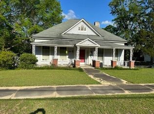 127 Sanford Ave, Eufaula, AL