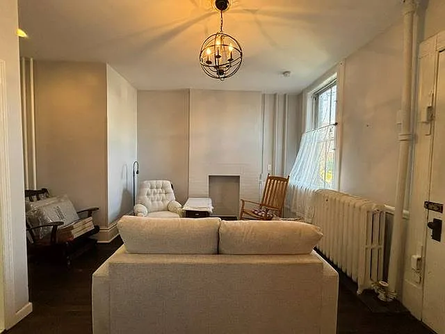 108 4th St #1R — Photo 4