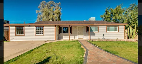 2448 W Freeway Ln Photo 1