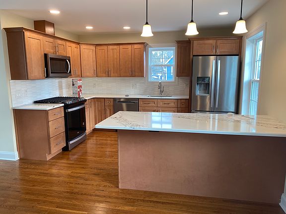 4th image of 203 Hampden Ave #B