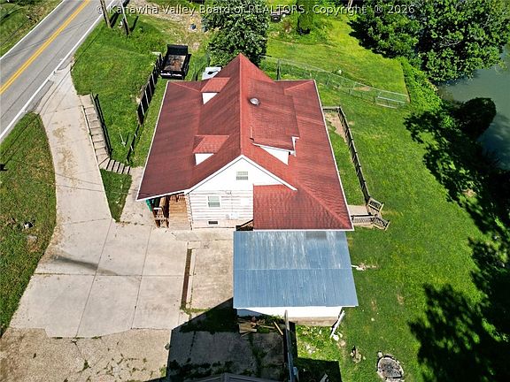 5th image of 11438 Coal River Rd