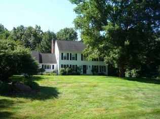645 Quinnipiac Ct, Cheshire, CT 06410