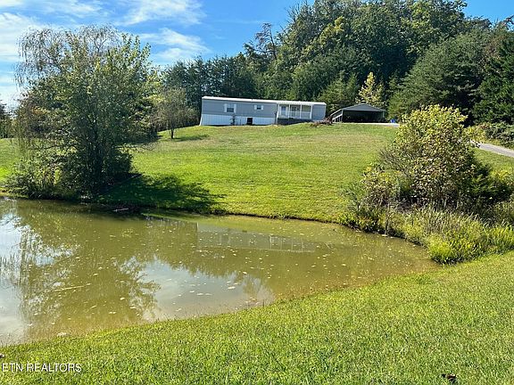 2nd image of 3323 Roberts Rd #1