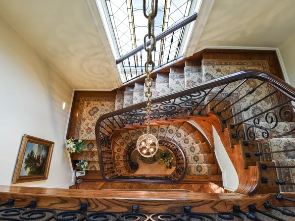 933 East 22nd Street image 22 of 22