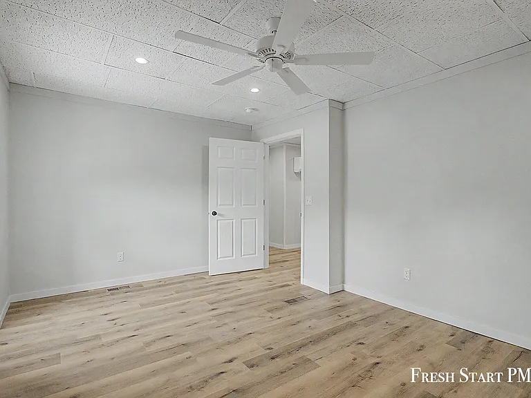 134 Maple St — Photo 20
