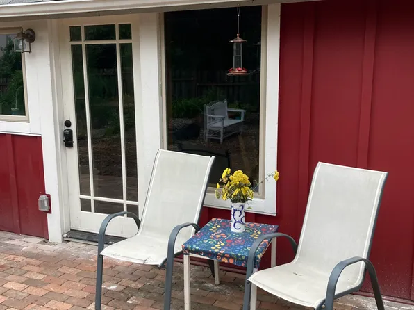 11549 16th Ave NE, Seattle, WA 98125