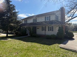 626 N Shore Rd, Absecon, NJ 08201
