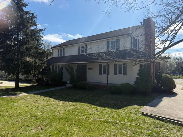 626 N Shore Rd, Absecon, NJ 08201