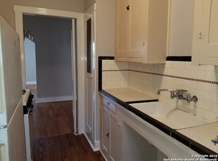 214 W Ridgewood Ct APT 4, San Antonio, TX 78212