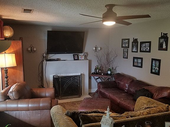 2nd image of 5601 Cazadero Way