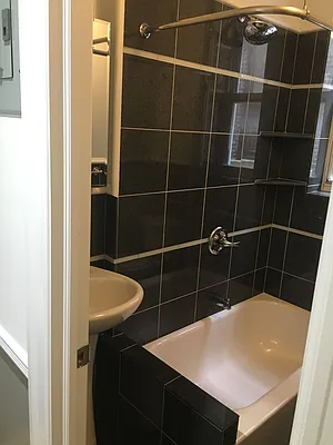 Rented by AJ Clarke | media 22