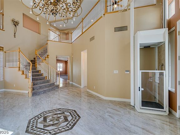 5th image of 10019 La Cienega St