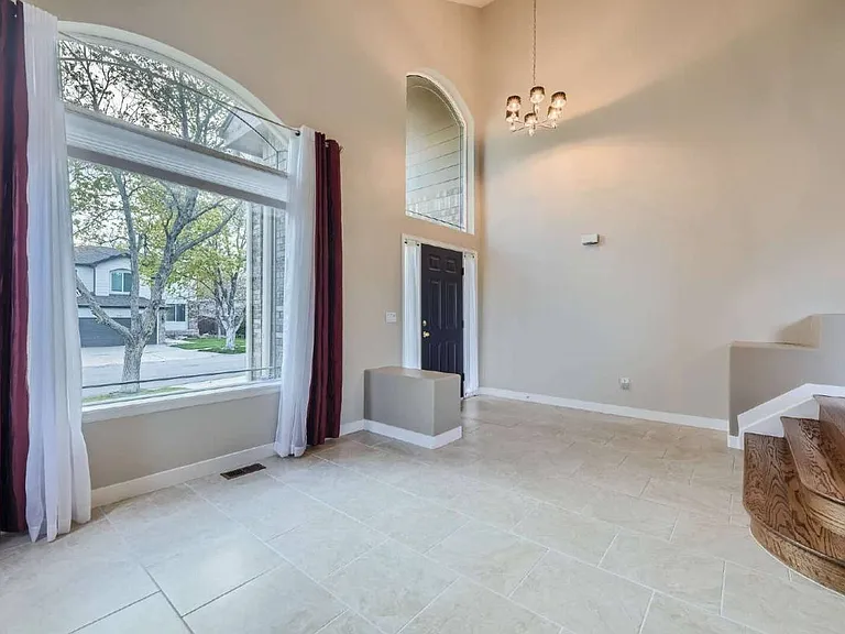 6631 W Alamo Dr — Photo 3