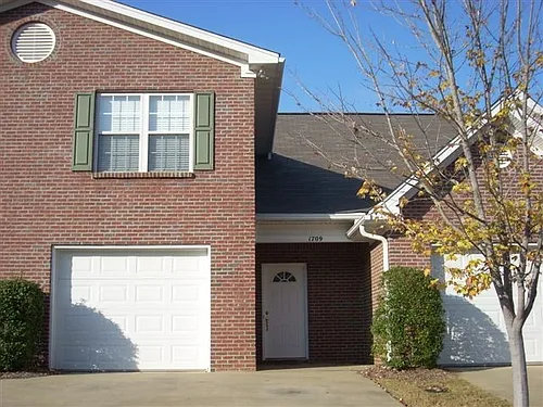 2428 E University Dr Photo 1