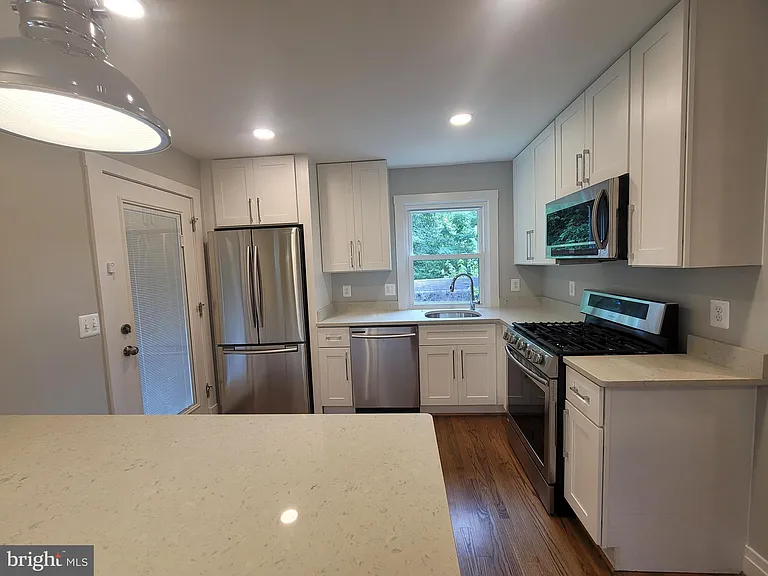 103 Ashby St — Photo 3