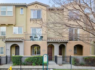 652 Almaden Walk Loop, San Jose, CA 95125